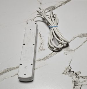 [중고] 대현코퍼레이션 SWS-2058NNT 5구 접지 3M 멀티탭